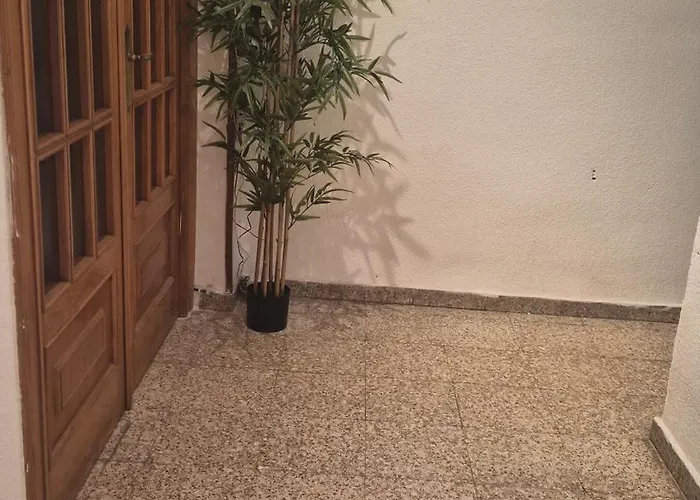 Democracia Delux Kwatera prywatna *